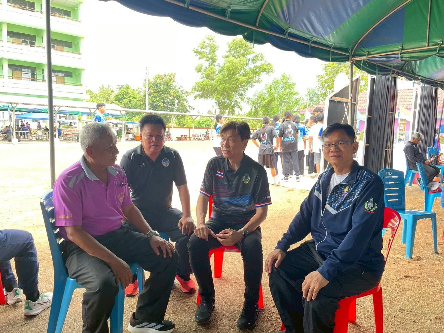 ร่วมให้กำลังใจนักกีฬามวยปล้ำเข้าร่วมการแข่งขันกีฬาเยาวชนแห่งชาติ ครั้งที่ 41 “สุราษฎร์ธานีเกมส์”