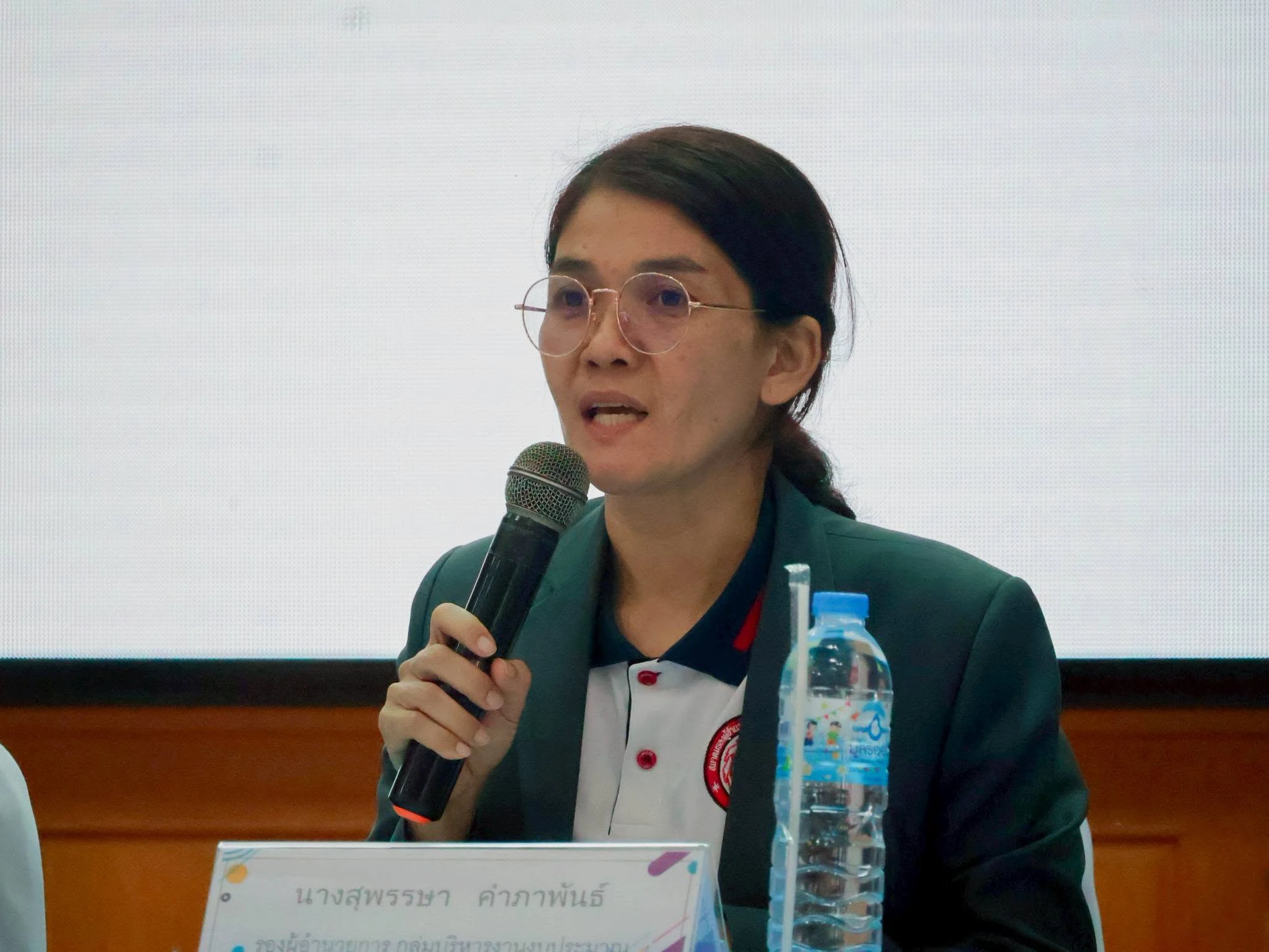 จัดกิจกรรมปฐมนิเทศและประชุมผู้ปกครองนักเรียน ม.1 และ 4 ภาคเรียนที่ 1 ปีการศึกษา 2569