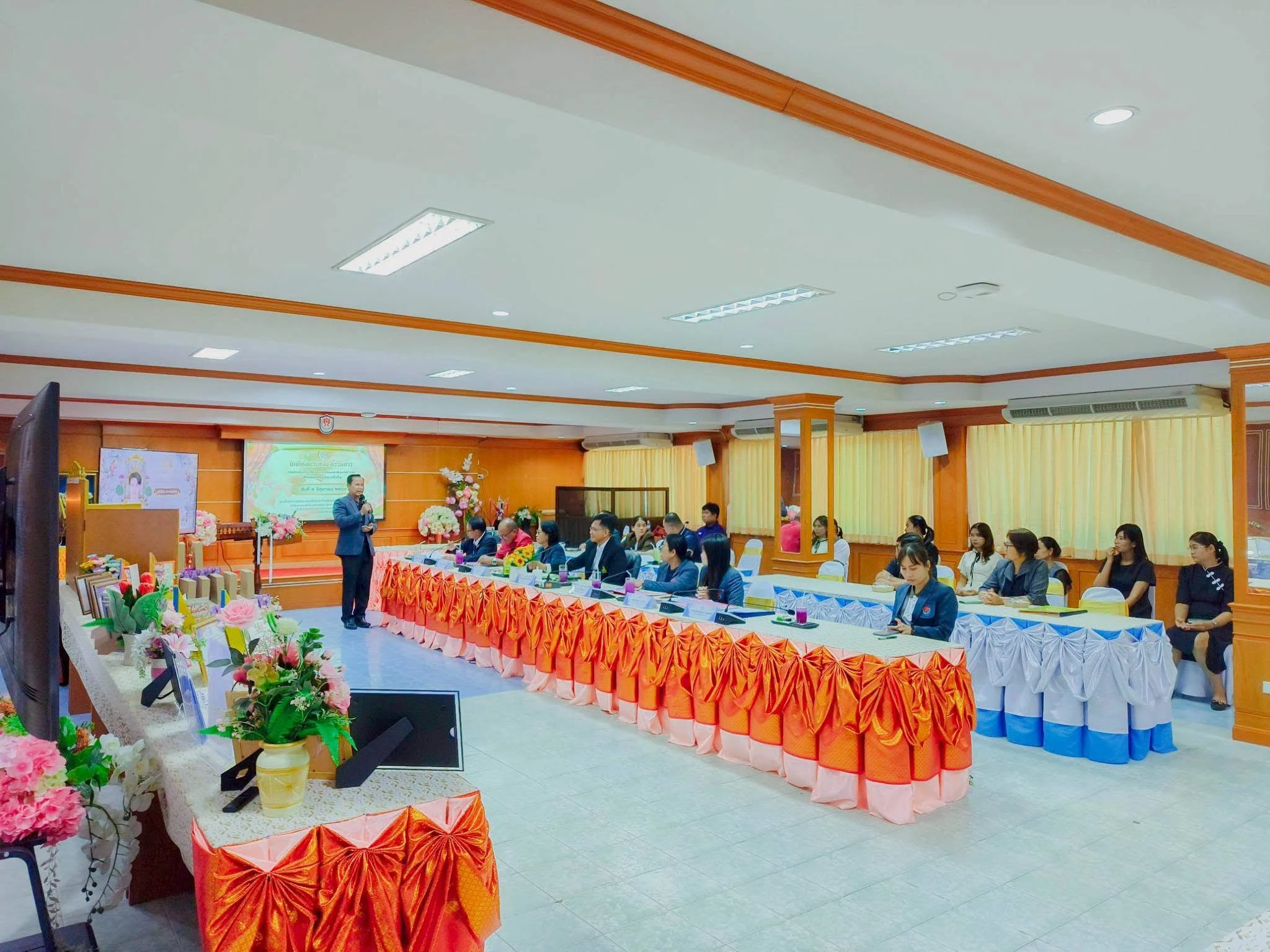 การประเมินผลการปฏิบัติงานและการพัฒนาอย่างเข้มของครูผู้ช่วย ครั้งที่ 1