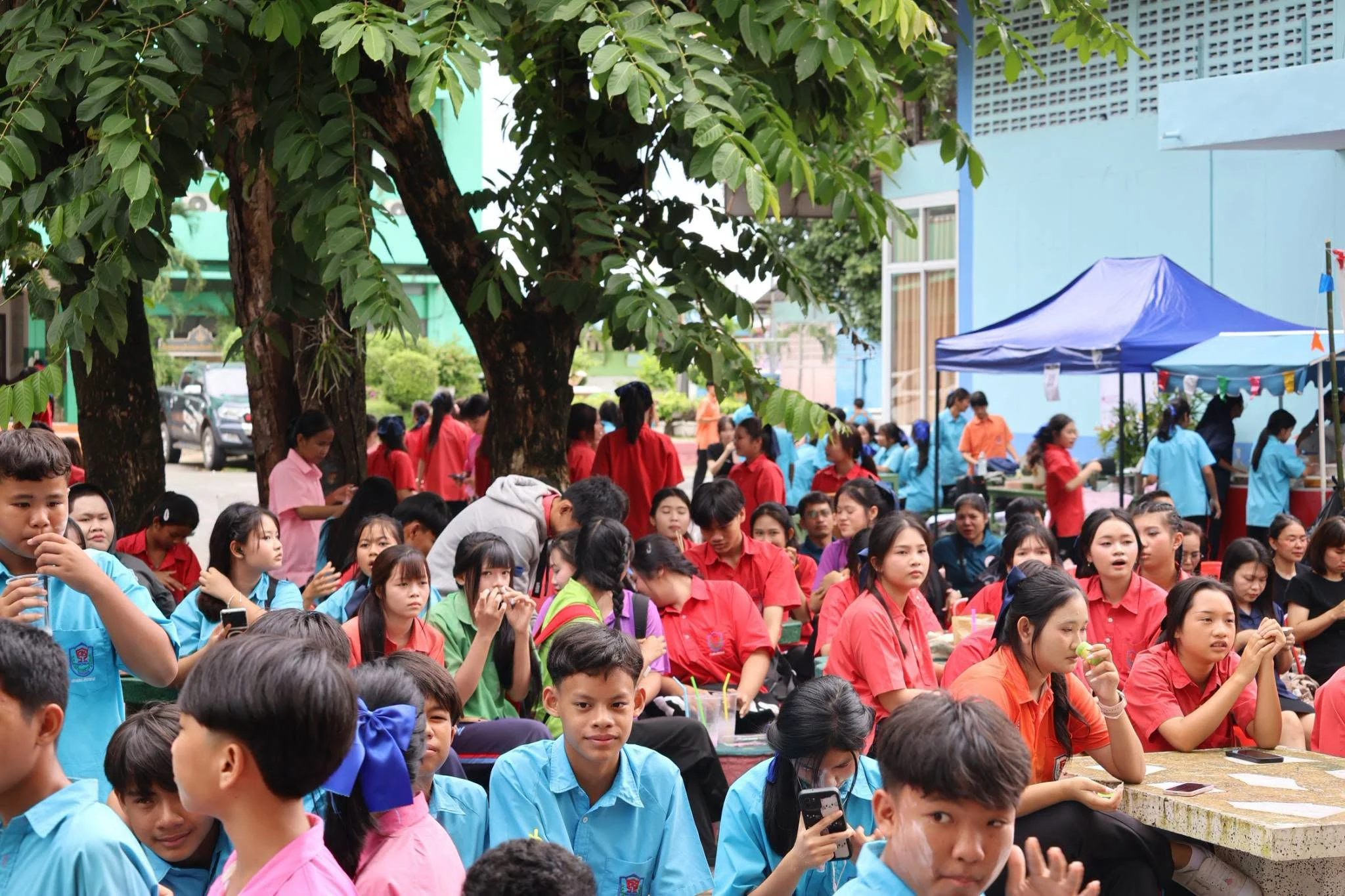 กิจกรรม "ตลาดนัดนักเรียนตามเกษตรทฤษฎีใหม่"