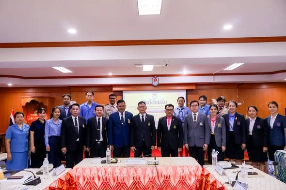 รับการประเมินผลการปฏิบัติงานตามข้อตกลงในการพัฒนางาน (PA)