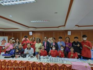โครงการ “ฝึกปฏิบัติการทำสินค้าสกรีน” สำหรับนักเรียนในชุมนุมนักธุรกิจน้อย คช.